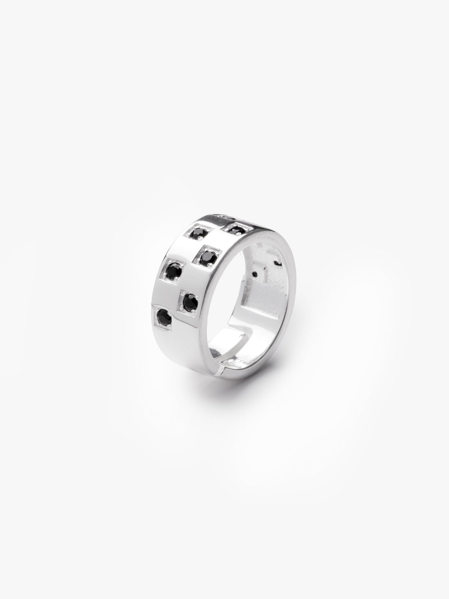 Futura ring black